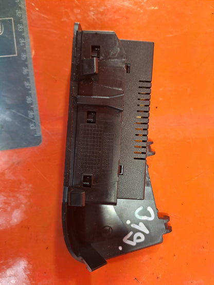 ✅SKODA KAMIQ Se 1.5 PETROL 2024 TWIN USB SOCKET PORT OUTLET 657035700 Warranty - Image 3