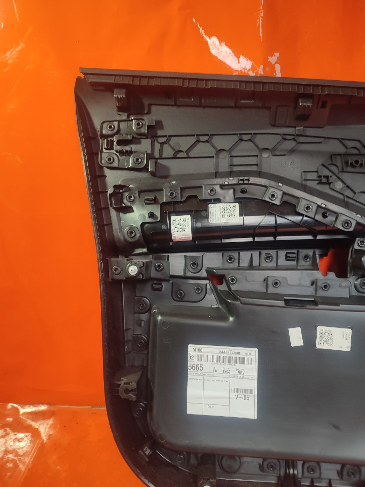 ✅CUPRA BORN V2 Ev 2023 FRONT RIGHT DOOR CARD Warranty A272 - Image 9