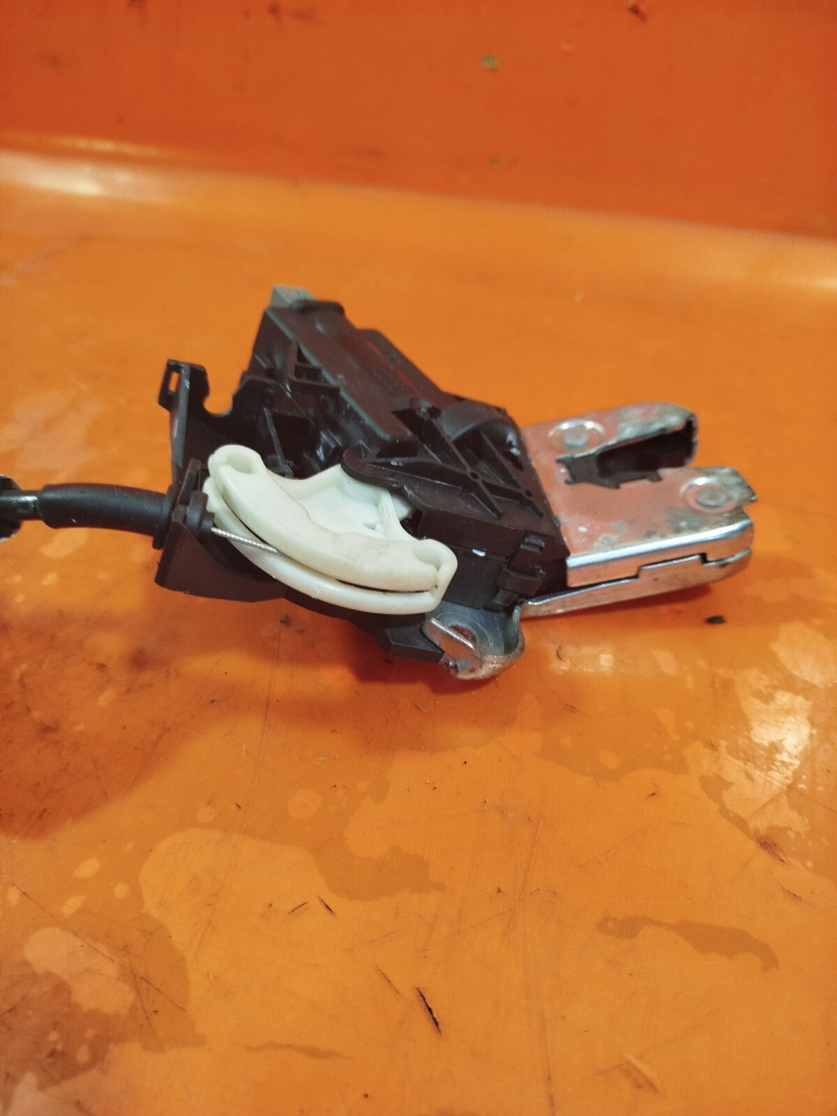 ✅2012 AUDI A5 1.8P REAR TAILGATE BOOT LOCK CATCH LATCH 4F5827505D +WARRANTY A222 - Image 4
