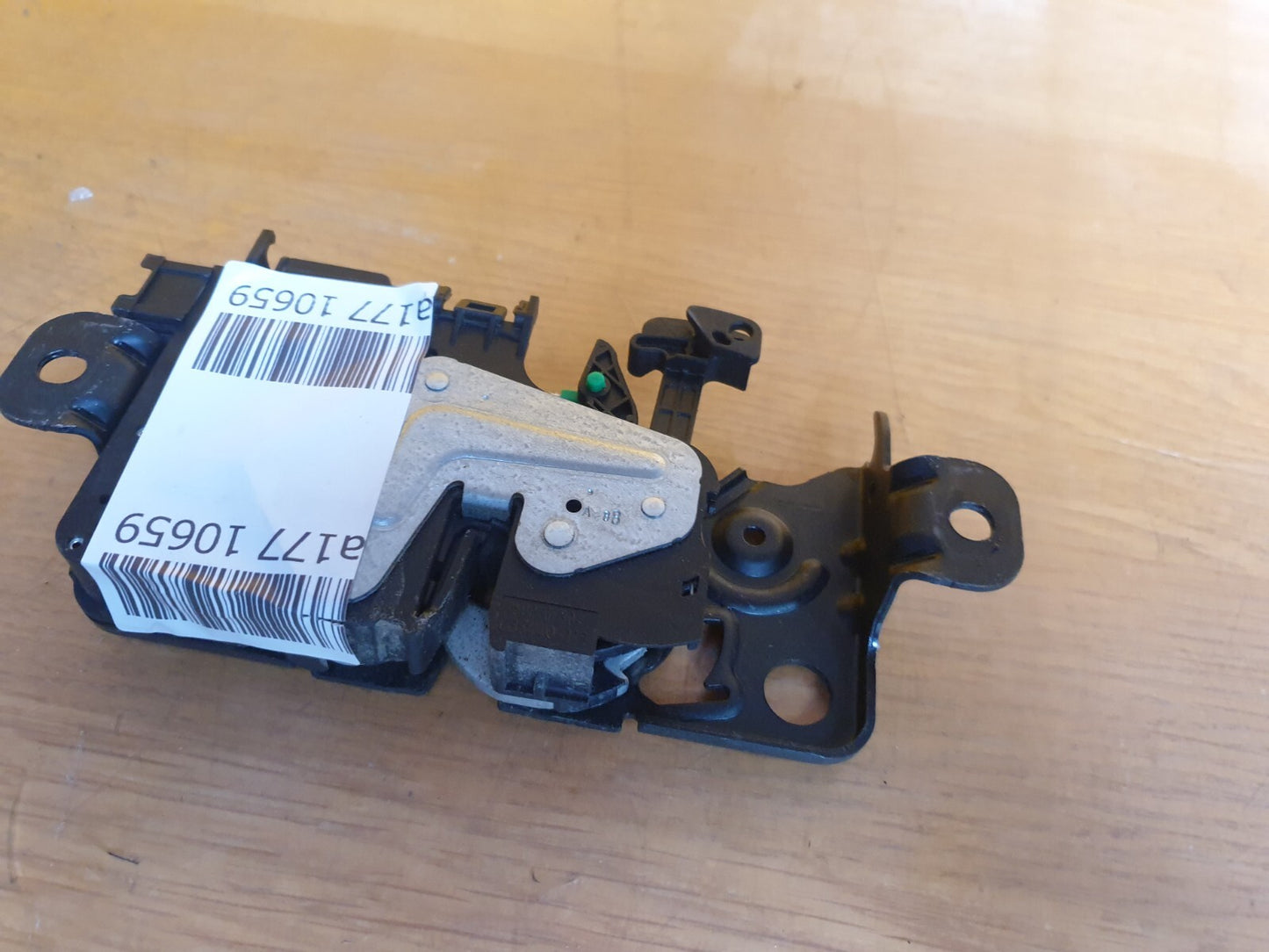ebay-src:https://i.ebayimg.com/00/s/mtiwmfgxnjaw/z/s9eaaoswekzmyulj/$_57.jpg