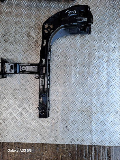 ✅2018 BMW X1 F48 2.0P REAR BUMPER BRACKETS 7381119 7381120 + WARRANTY A303 - Image 4