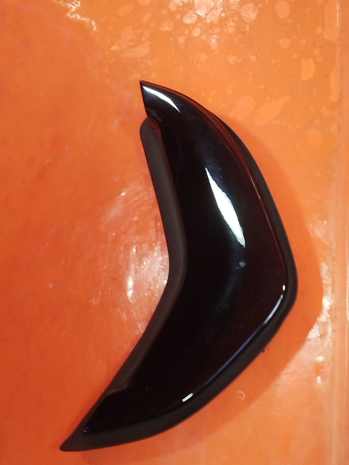 ebay-src:https://i.ebayimg.com/00/s/mtywmfgxmjaw/z/yogaaeswiwvpykax/$_57.jpg