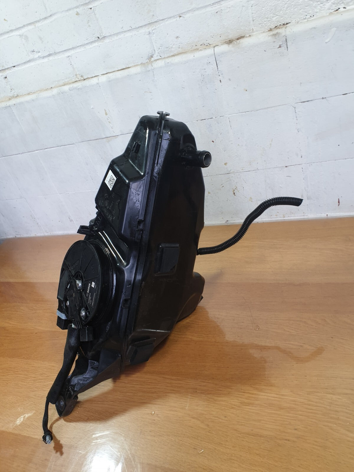 ebay-src:https://i.ebayimg.com/00/s/mtywmfgxmjaw/z/zzcaaosw7~hmygee/$_57.jpg