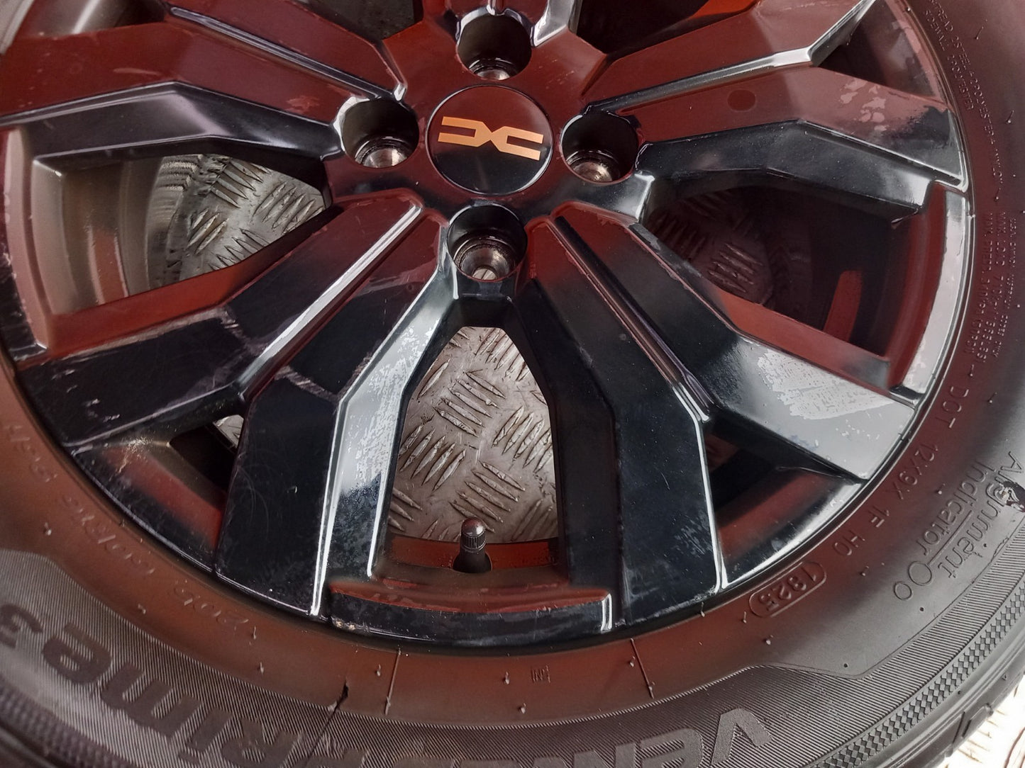2024 Dacia Jogger Alloy Wheel with Tyre 205/60 R16 403004026R Warranty A391 - Image 4