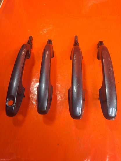 ✅FORD KUGA ST-LINE X 2.5 PETROL 2023 EXTERIOR DOOR HANDLES SET BLUE Warranty - Image 3