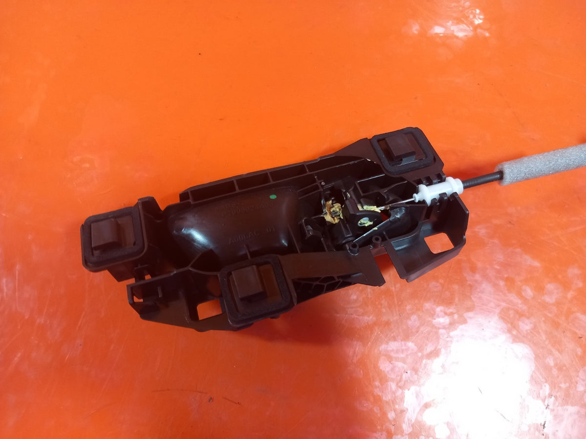 ebay-src:https://i.ebayimg.com/00/s/mtiwmfgxnjaw/z/npiaaeswcu5qvljc/$_57.jpg
