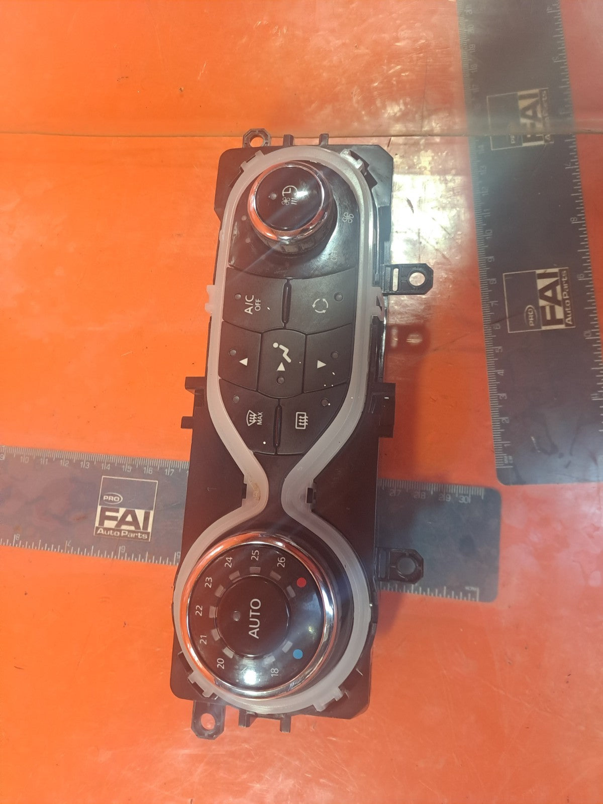 ebay-src:https://i.ebayimg.com/00/s/mtywmfgxmjaw/z/y88aaesw7efpmab-/$_57.jpg
