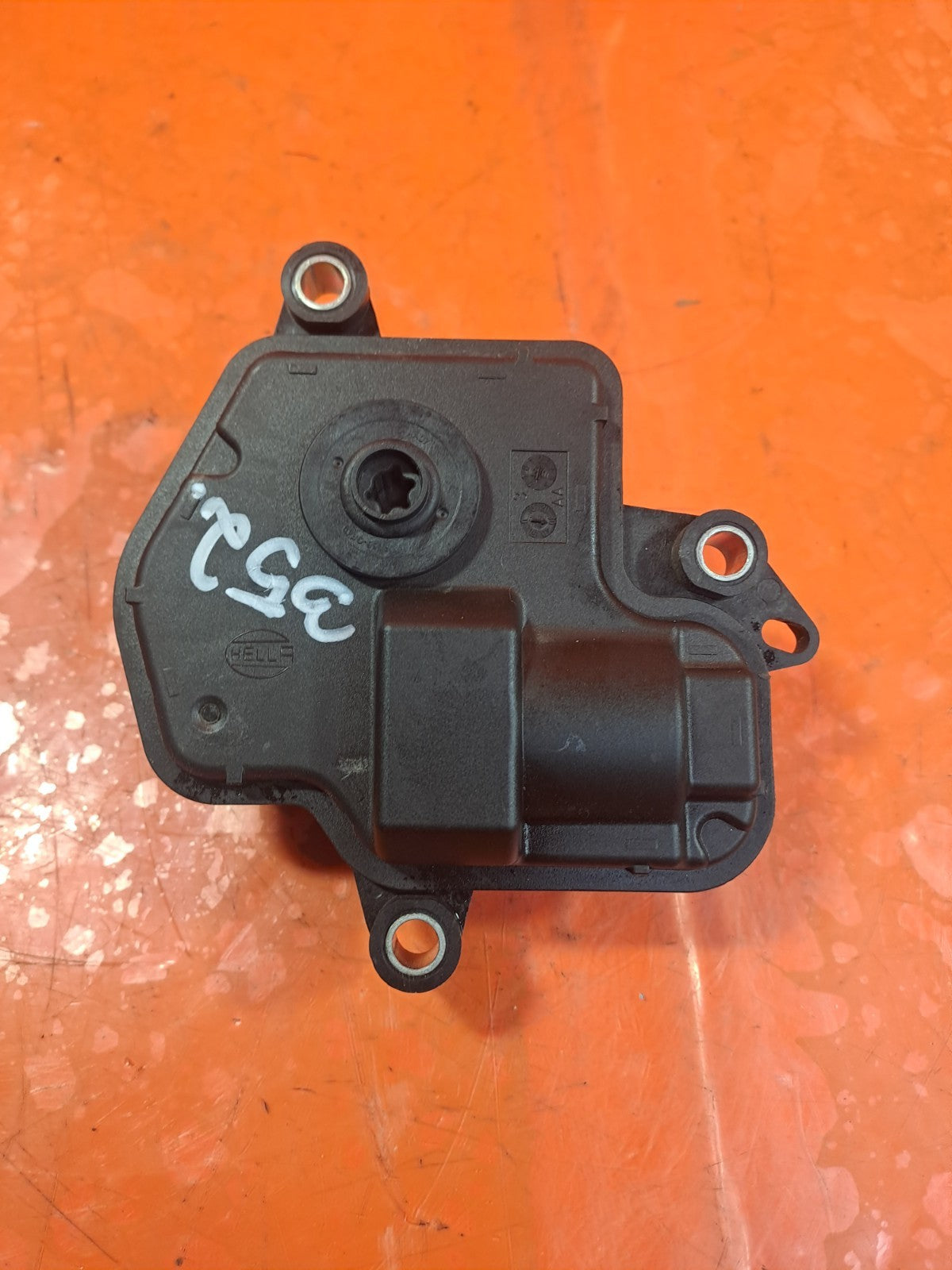 ebay-src:https://i.ebayimg.com/00/s/mtywmfgxmjaw/z/oouaaeswk8bpnl90/$_57.jpg