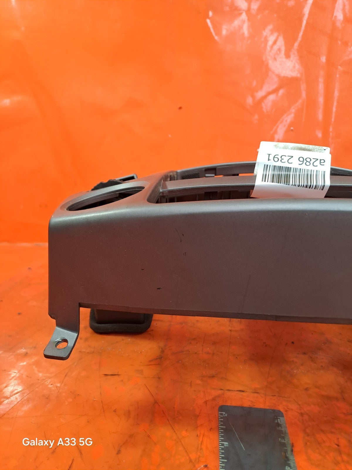 ✅SSANGYONG RODIUS TURISMO 2017 CENTRE DASHBOARD SURROUND TRIM COVER PANEL A286 - Image 12