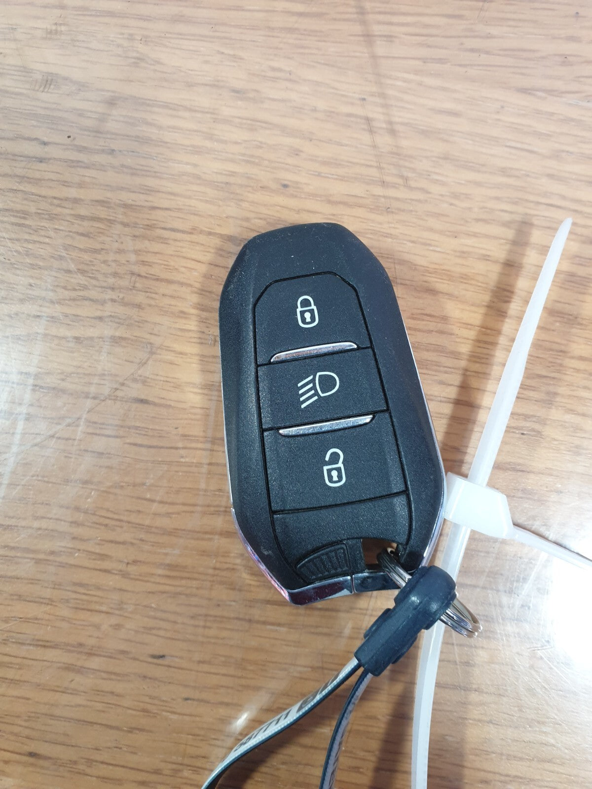 ✅Peugeot 208 Allure Ev 2020 Key & Door Locks Warranty A197 - Image 6
