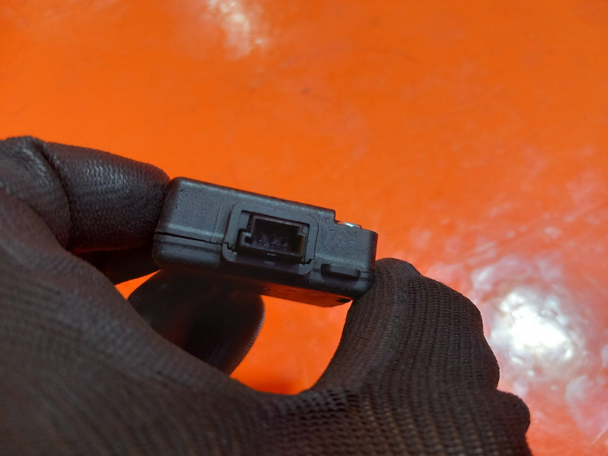 Land Rover Discovery Sport L550 Antenna Amplifier Control Module GX63-14F012 xAA - Image 4
