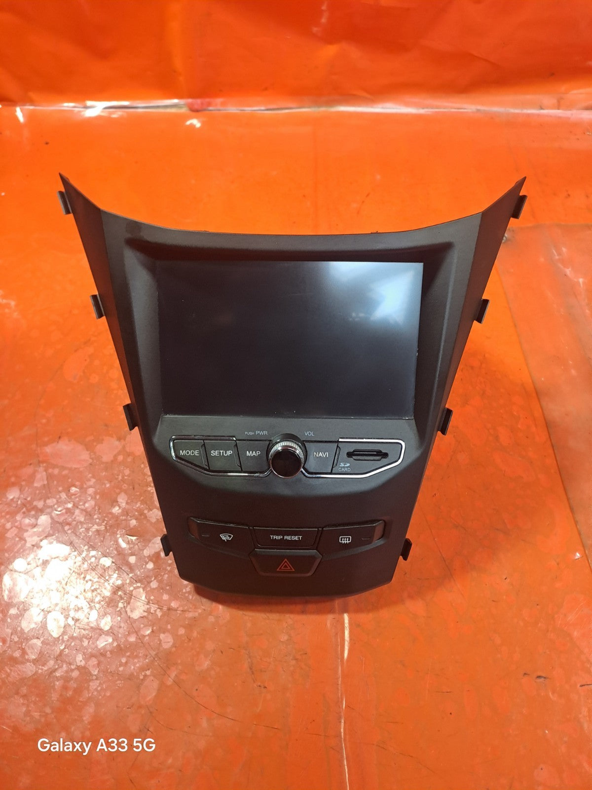 ✅SSANGYONG KORANDO 2.2 DIESEL 2015 SAT NAV MEDIA HEAD UNIT 89210-34100 Warranty - Image 1
