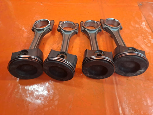 ✅2020 VW GOLF MK8 R-LINE 2.0 TDI PISTON WITH CON ROD x1 DSRB + WARRANTY A346 - Image 1