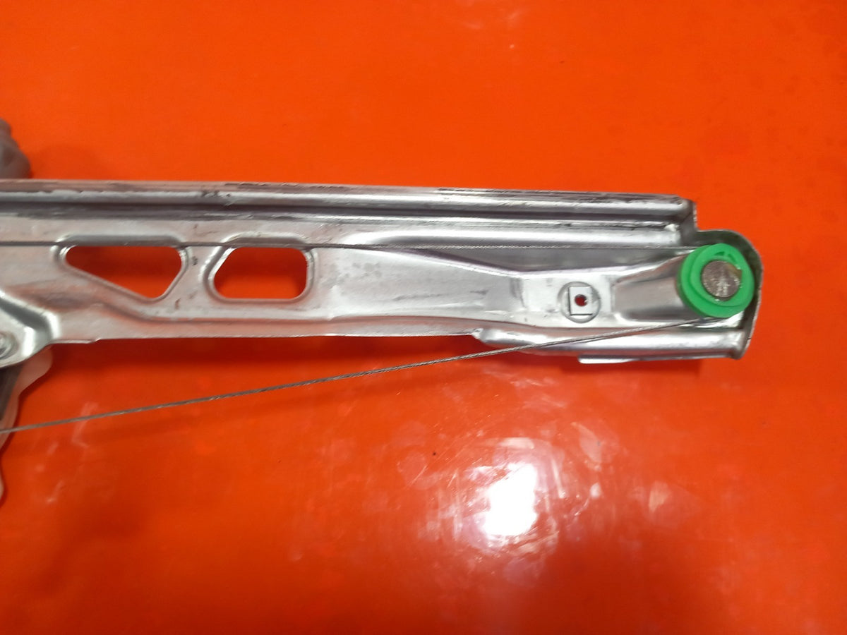 ebay-src:https://i.ebayimg.com/00/s/mtiwmfgxnjaw/z/dtgaaeswcvzqorla/$_57.jpg