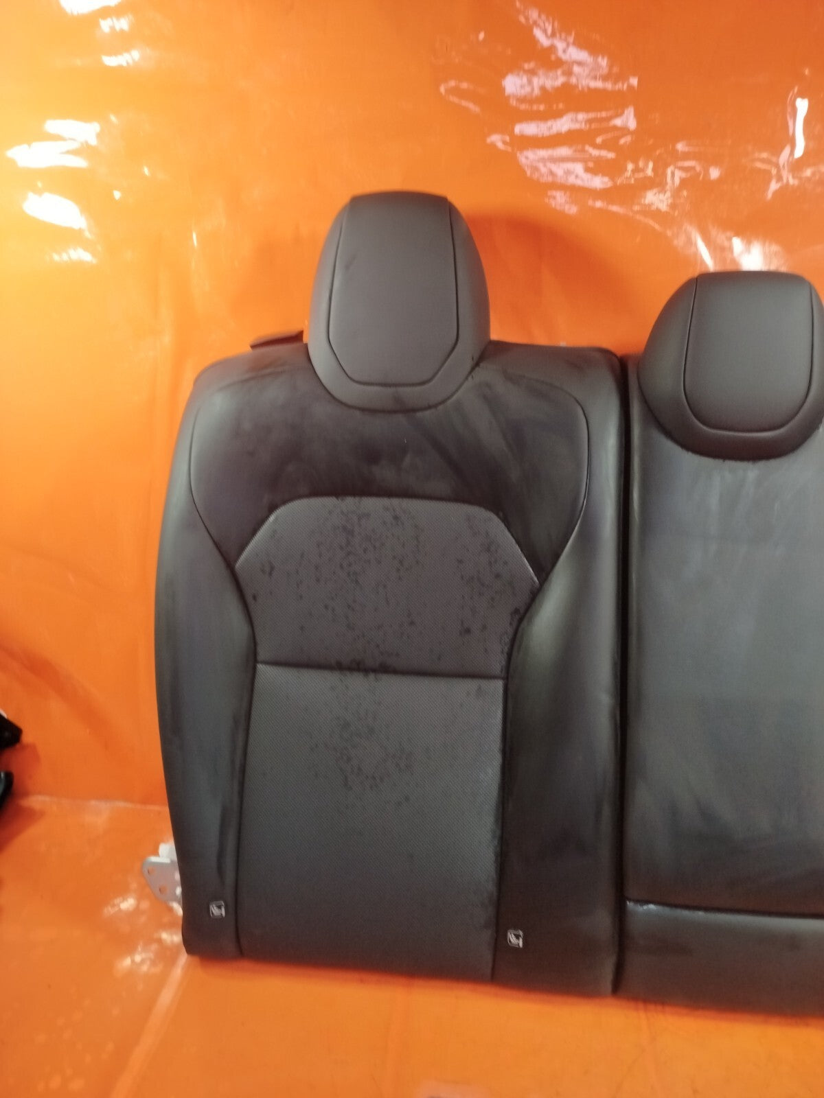 ✅TESLA MODEL 3 LONG 2024 REAR LEATHER TOP BENCH SEAT 1800020-C3-B 1800010-C3-B - Image 5
