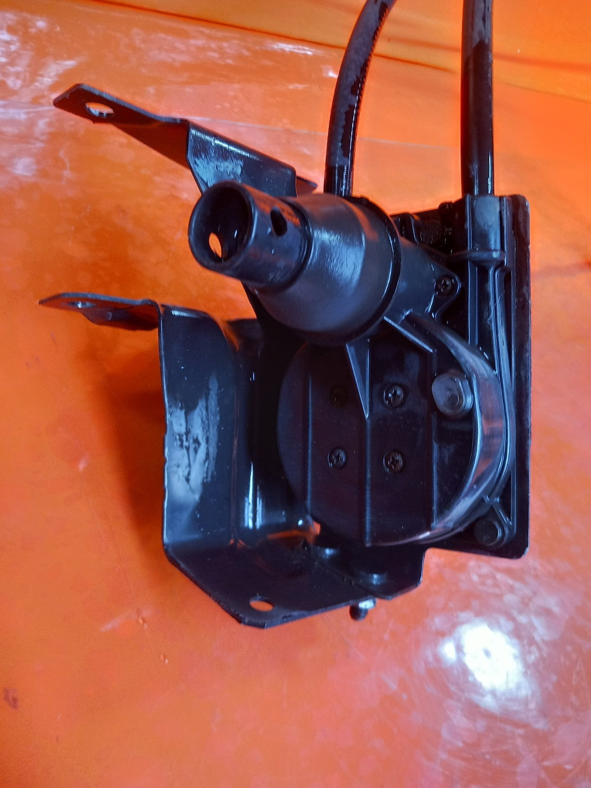 ebay-src:https://i.ebayimg.com/00/s/mtywmfgxmjaw/z/adiaaeswvjtqfbcu/$_57.jpg