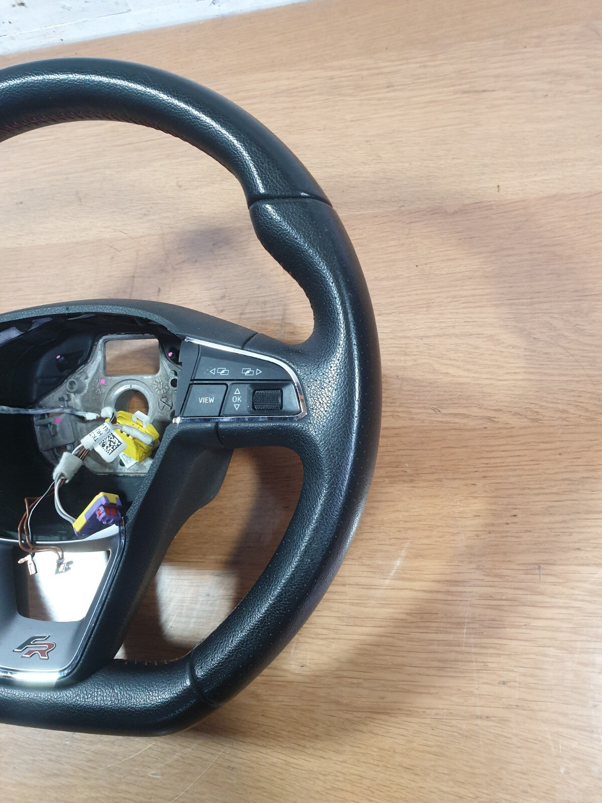 SEAT Arona Fr Tsi 1.0 Petrol 2019 MULTIFUNCTION STEERING WHEEL 575419091H A217 - Image 9