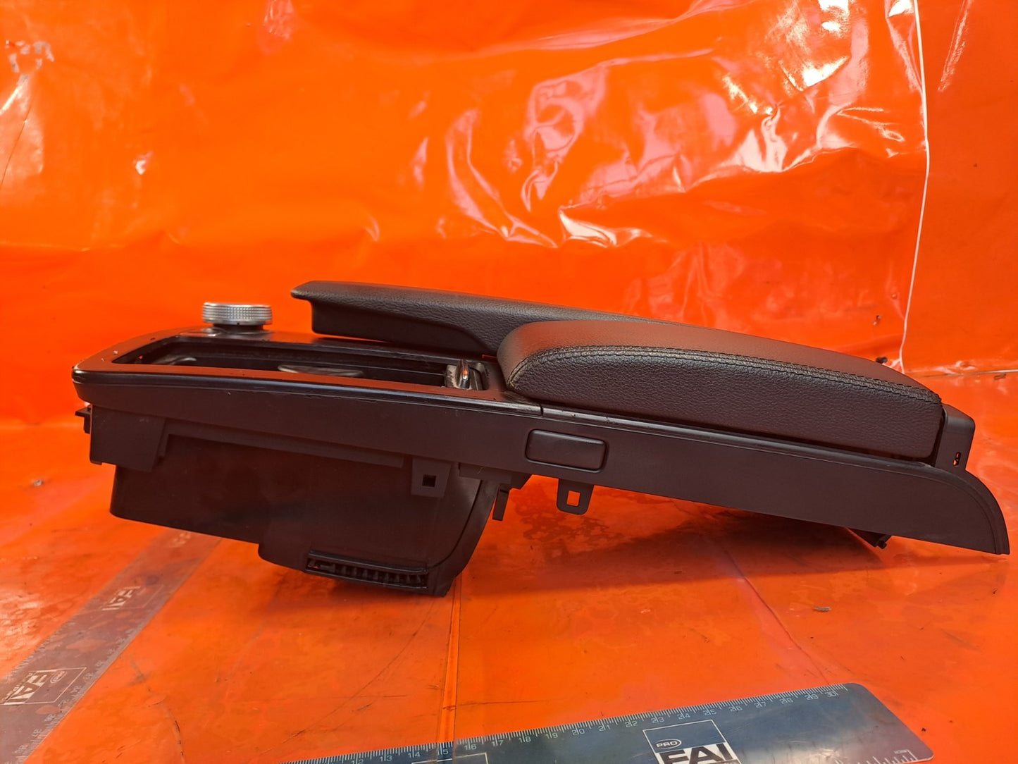 ✅2009 MERCEDES E CLASS W212 ARMREST CENTRE CONSOLE A2046801339 + WARRANTY A314 - Image 3