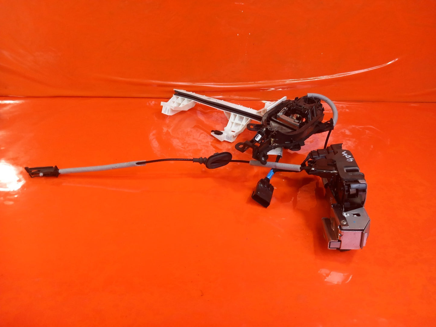 ebay-src:https://i.ebayimg.com/00/s/mtiwmfgxnjaw/z/xc0aaeswaclql6pj/$_57.jpg