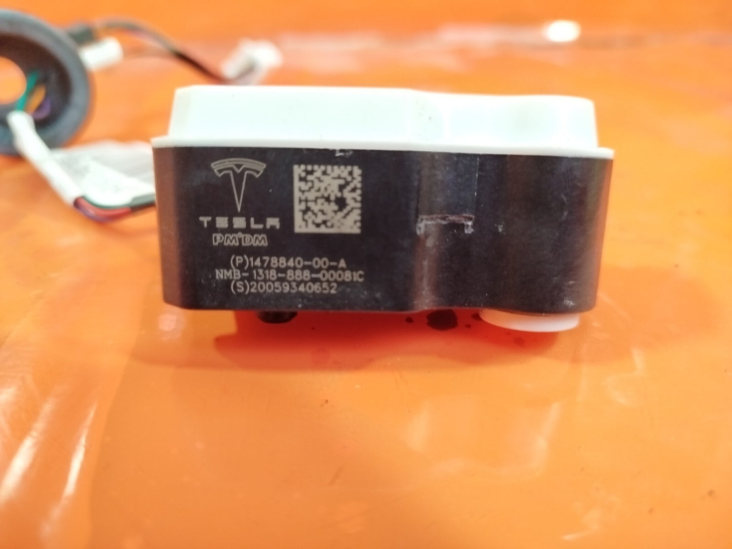 ✅2020 TESLA MODEL 3 REAR LEFT DOOR FLAP REFLECTOR CHARGING PORT ACTUATOR A262 - Image 10
