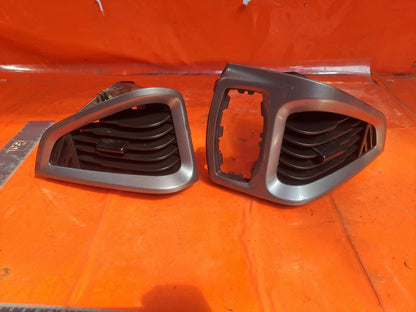 ✅Ford Transit Custom 2.2 Diesel 2014 Dashboard Air Vents BK21V018B08 BK21V018B09 - Image 1