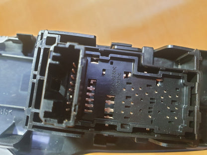 ebay-src:https://i.ebayimg.com/00/s/mtiwmfgxnjaw/z/3qcaaoswl8bl9lnm/$_57.jpg