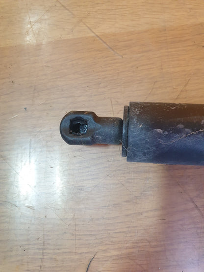 ✅2022 TESLA MODEL Y TAILGATE GAS STRUT RIGHT 1500602-00-A  + WARRANTY A172 - Image 5
