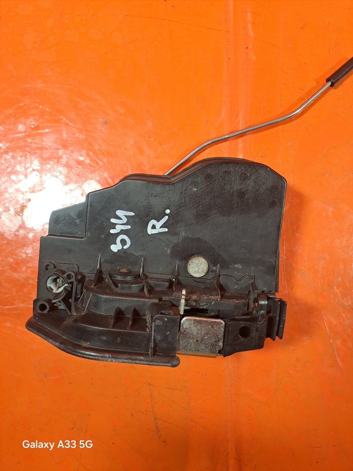 ✅BMW F23 218D 2.0 DIESEL 2019 FRONT RIGHT DOOR LOCK 7202150 Warranty A344 - Image 1