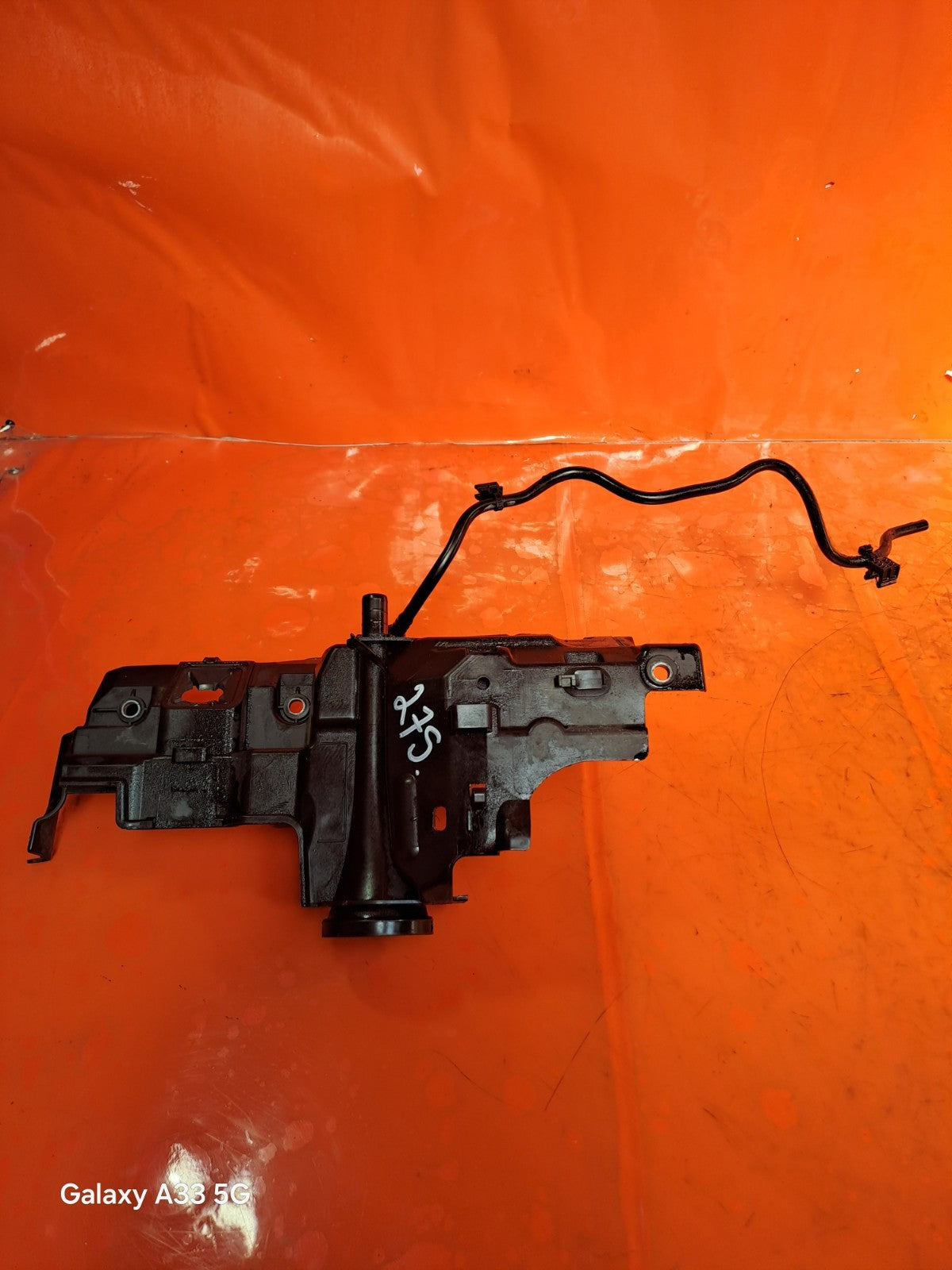 ✅MERCEDES A180D SPORT W177 1.5 DIESEL 2018 ENGINE OIL DIPSTICK COVER A6080760700 - Image 2