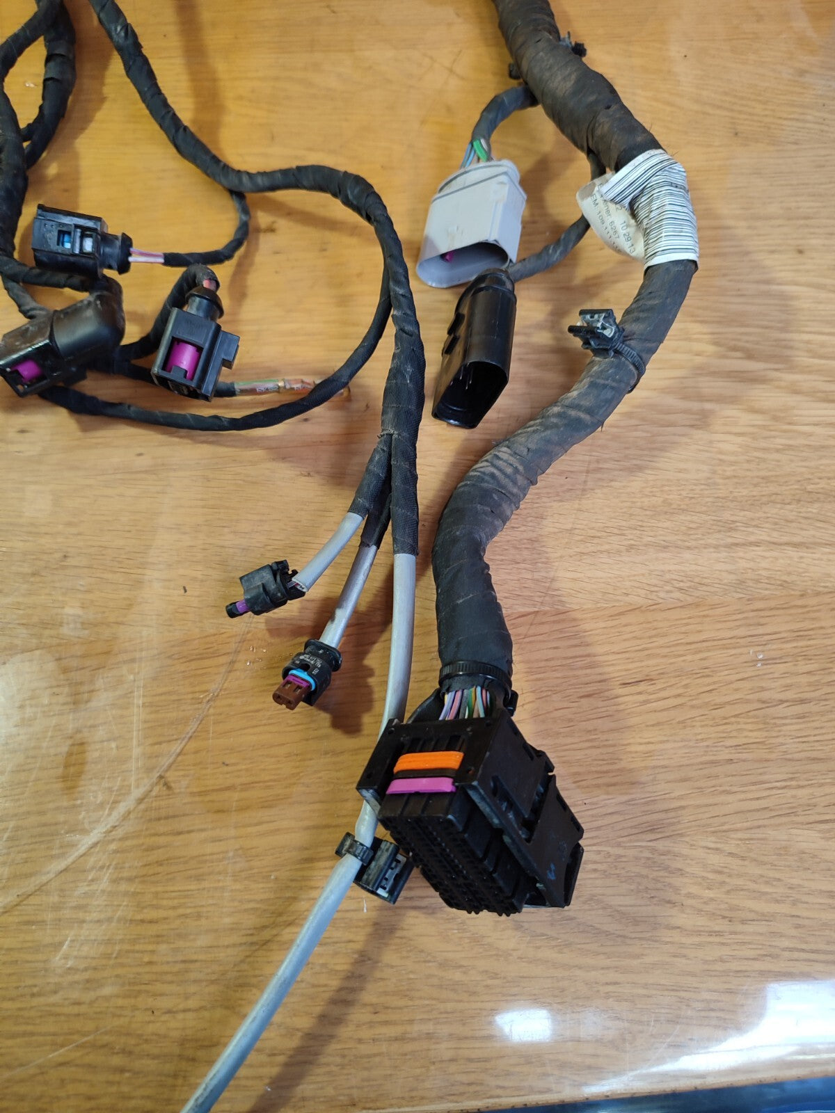 ebay-src:https://i.ebayimg.com/00/s/mtywmfgxmjaw/z/aywaaoswaipmcpij/$_57.jpg