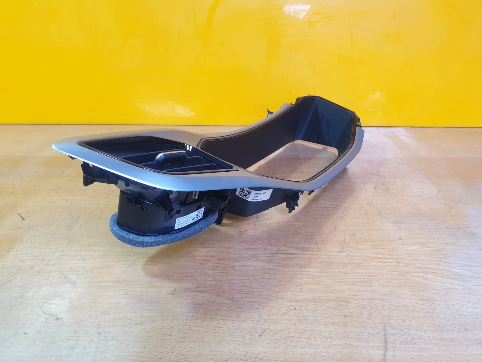 ✅VW T-ROC LIFE 1.5 PETROL 2022 SPEEDOMETER TRIM WITH AIR VENT 2GB819704G A192 - Image 9