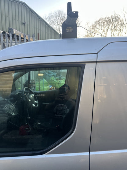 ✅2017 FORD TRANSIT CONNECT 1.5D FRONT LEFT DOOR WINDOW GLASS + WARRANTY A369 - Image 2