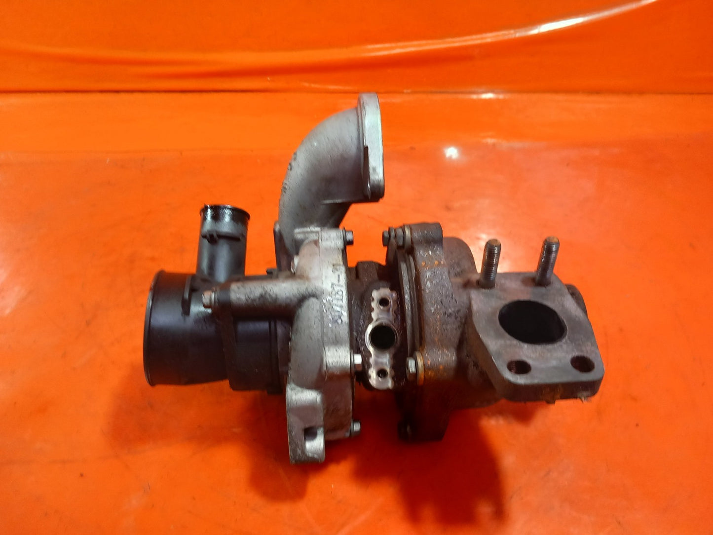 ebay-src:https://i.ebayimg.com/00/s/mtiwmfgxnjaw/z/nesaaeswjspqkwma/$_57.jpg