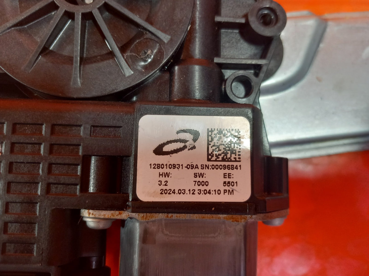 ebay-src:https://i.ebayimg.com/00/s/mtiwmfgxnjaw/z/g6yaaesw-jpqiugn/$_57.jpg