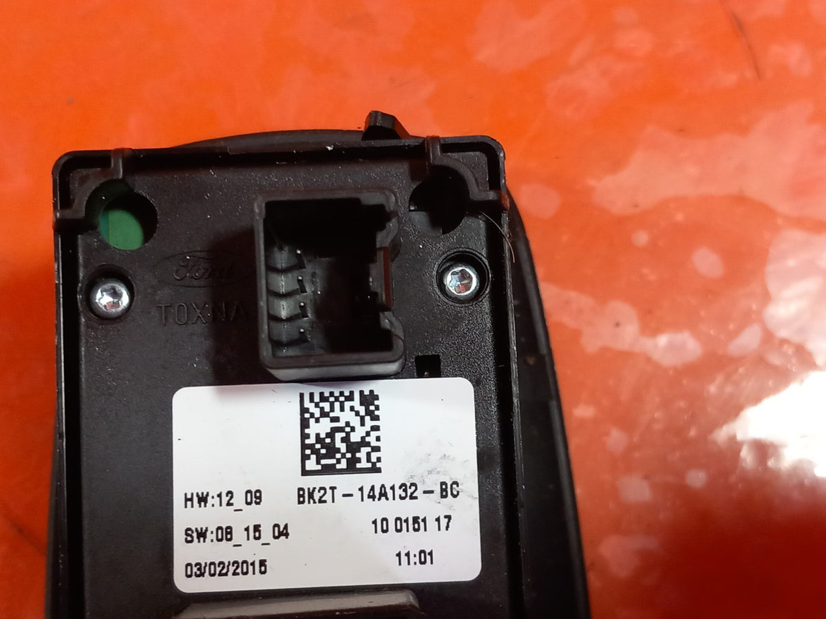 ebay-src:https://i.ebayimg.com/00/s/mtiwmfgxnjaw/z/8teaaeswagrqziw5/$_57.jpg