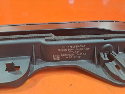 ebay-src:https://i.ebayimg.com/00/s/mtiwmfgxnjaw/z/afoaaeswizzqyhgm/$_57.jpg