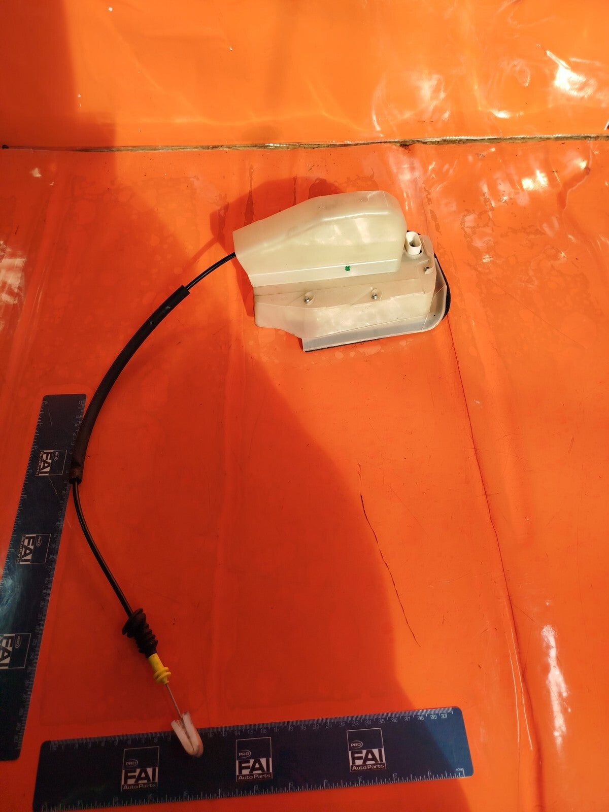 ✅Tesla Model 3 Long Range 2020 REAR LEFT DOOR SOLENOID 1068970-00-M Warranty - Image 4