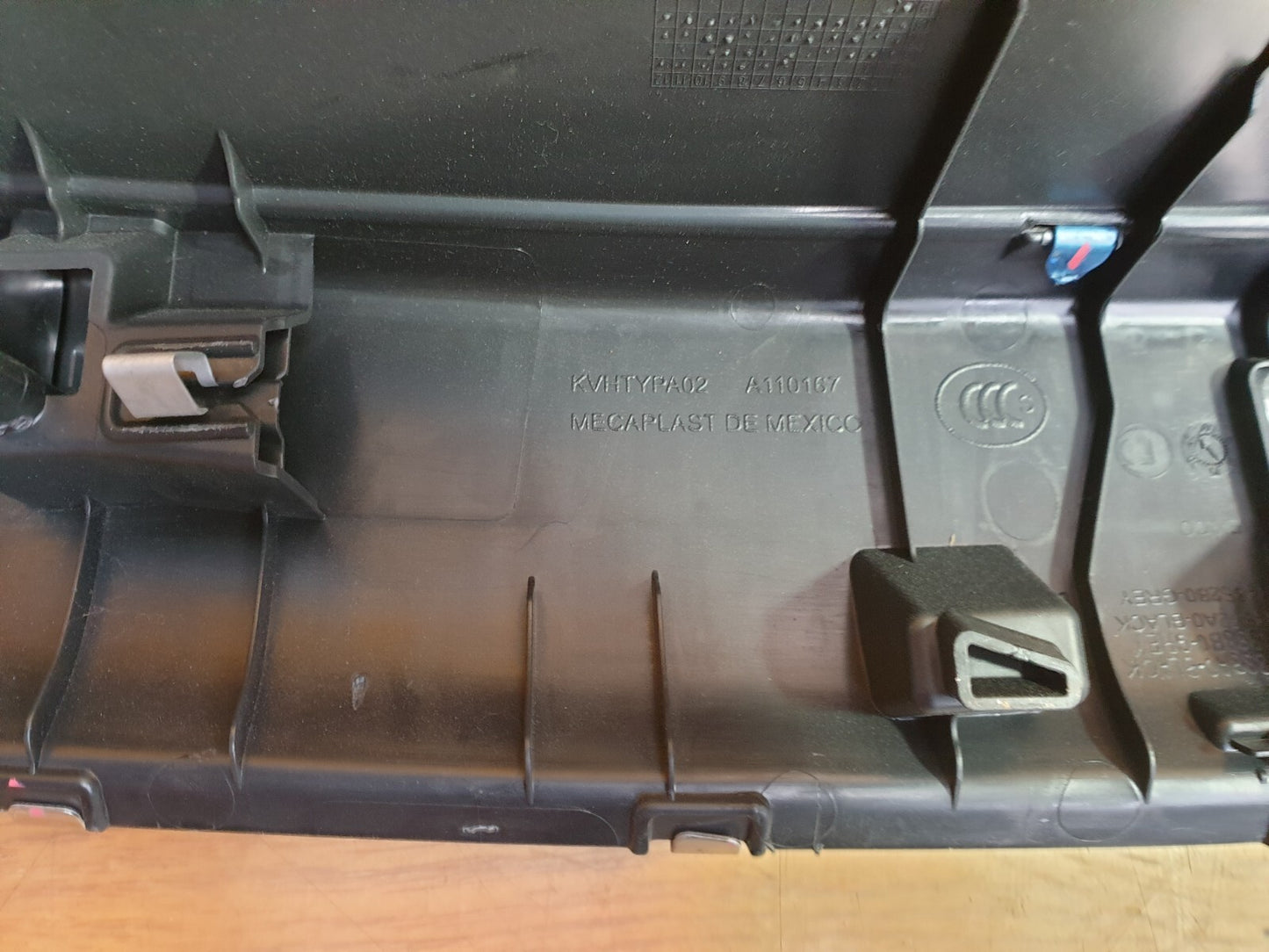 2016 Audi Q5 8R 2.0TDI Rear Boot Lock Trim 80A864483E Warranty A152 - Image 8