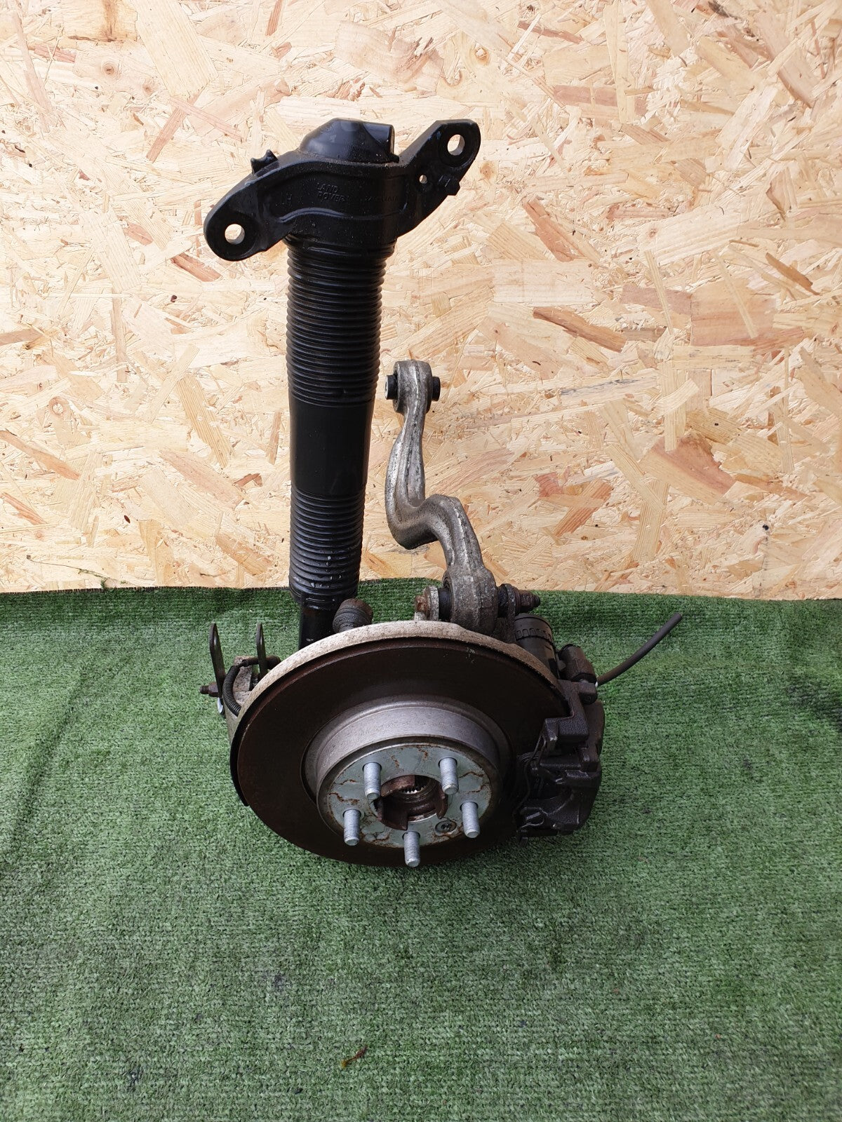 ✅Land Rover Discovery Sport 2016 Rear Left Suspension Leg Hub GK72-18A145 A111 - Image 2