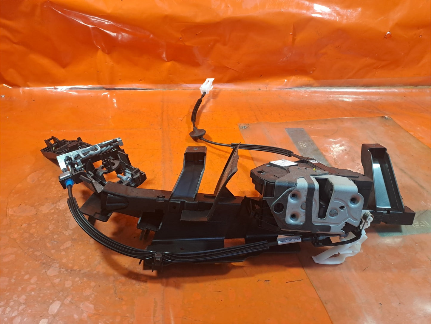 ebay-src:https://i.ebayimg.com/00/s/mtiwmfgxnjaw/z/imkaaesw~31posfx/$_57.jpg