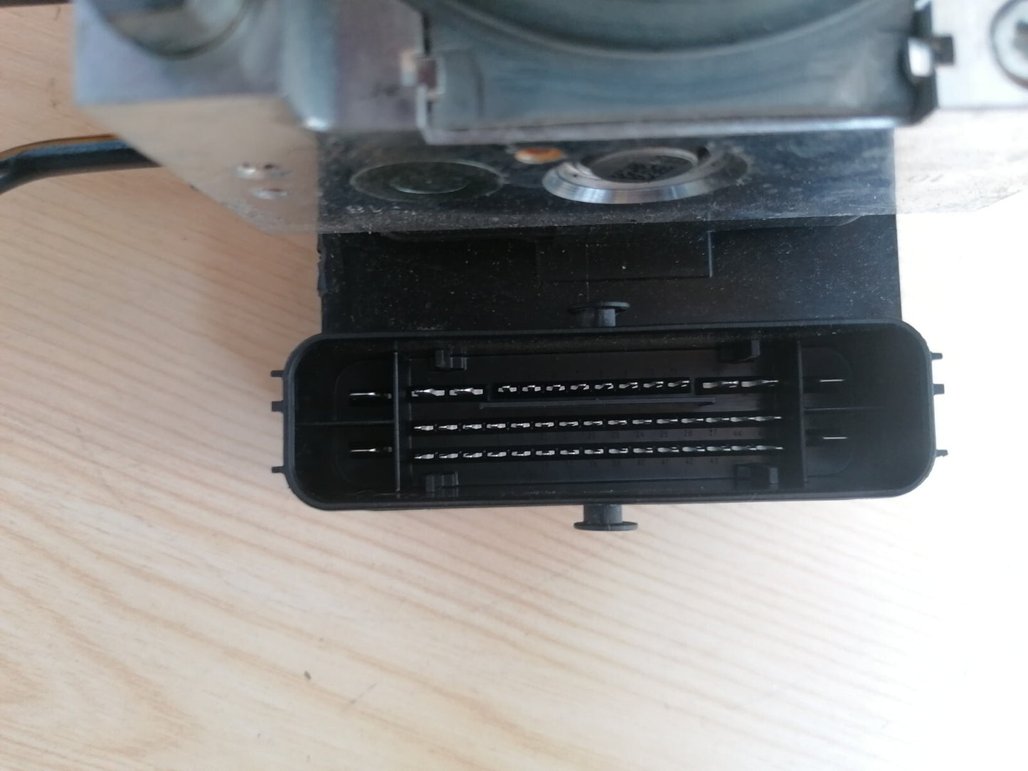 2015 MERCEDES C200 W205 2.0 PETROL ABS PUMP MODULATOR A2534310000 A048 - Image 5