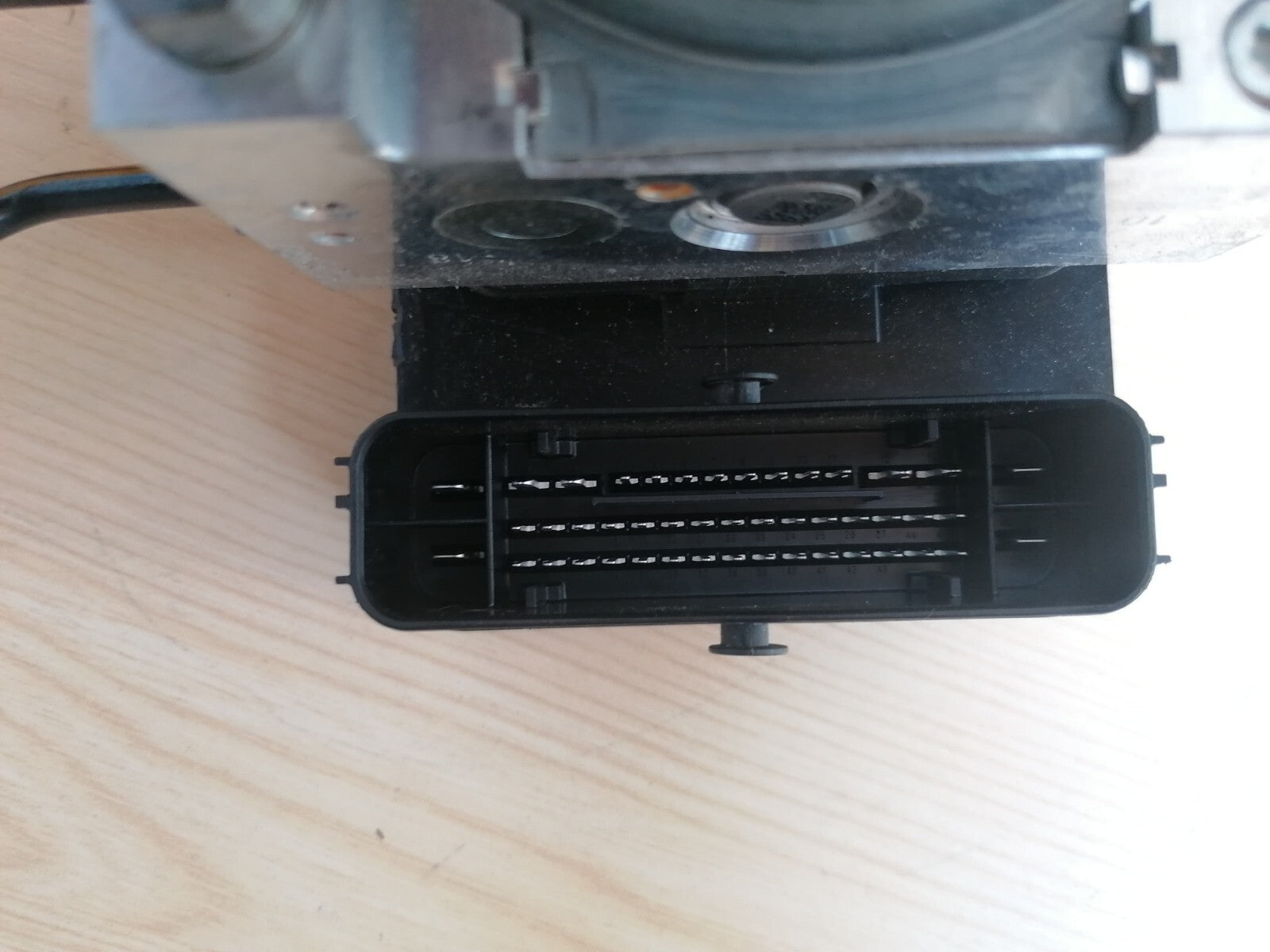 2015 MERCEDES C200 W205 2.0 PETROL ABS PUMP MODULATOR A2534310000 A048 - Image 5
