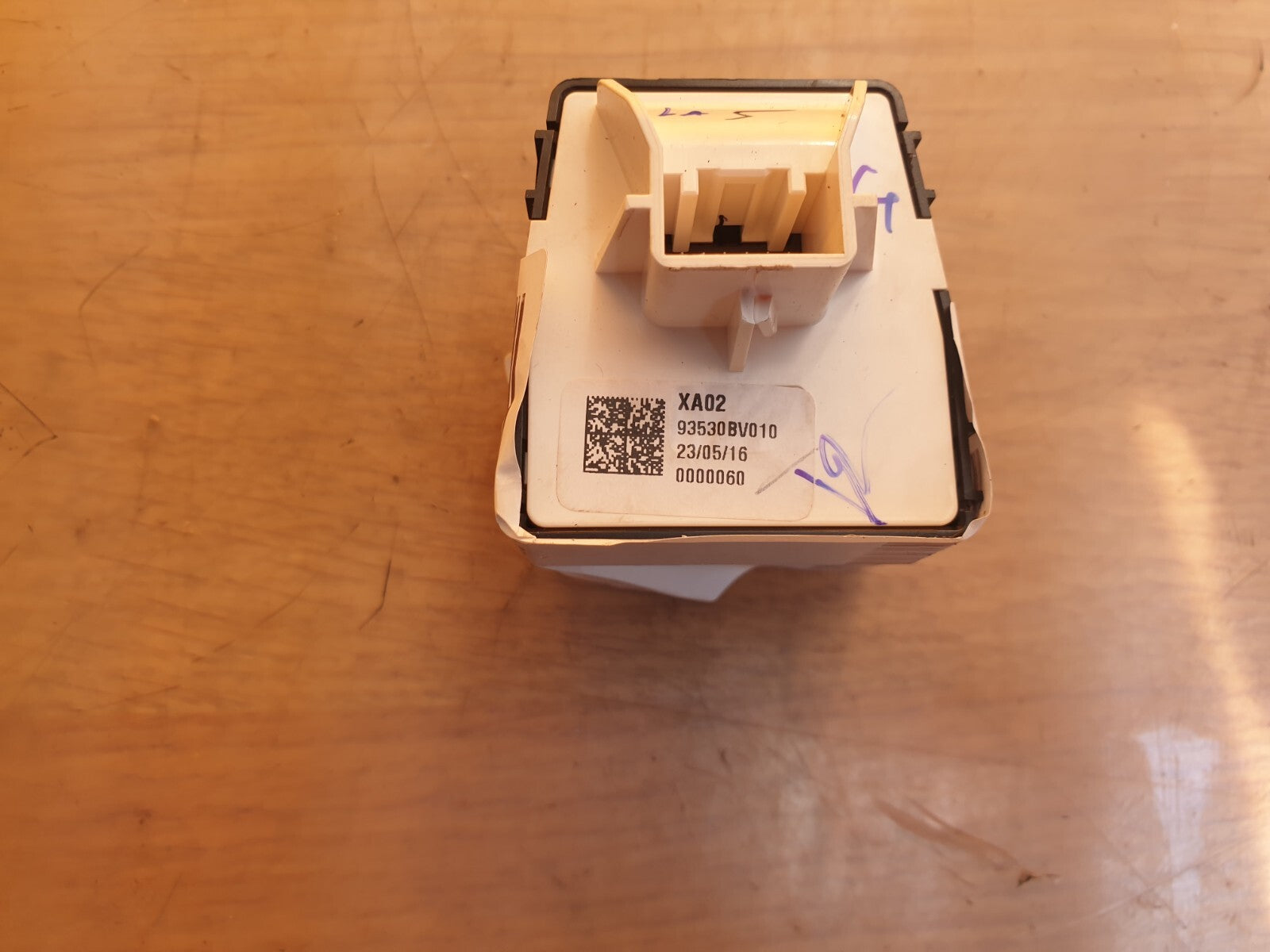 ✅2023 HYUNDAI I20 ULTIMATE ELECTRIC MIRROR SWITCH 93530BV010 + WARRANTY A180 - Image 5