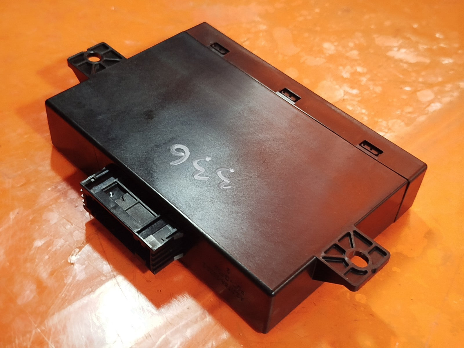 ✅CUPRA FORMENTOR 2.0 PETROL 2023 DAMPER CONTROL MODULE ECU 1EA907376C A336 - Image 8