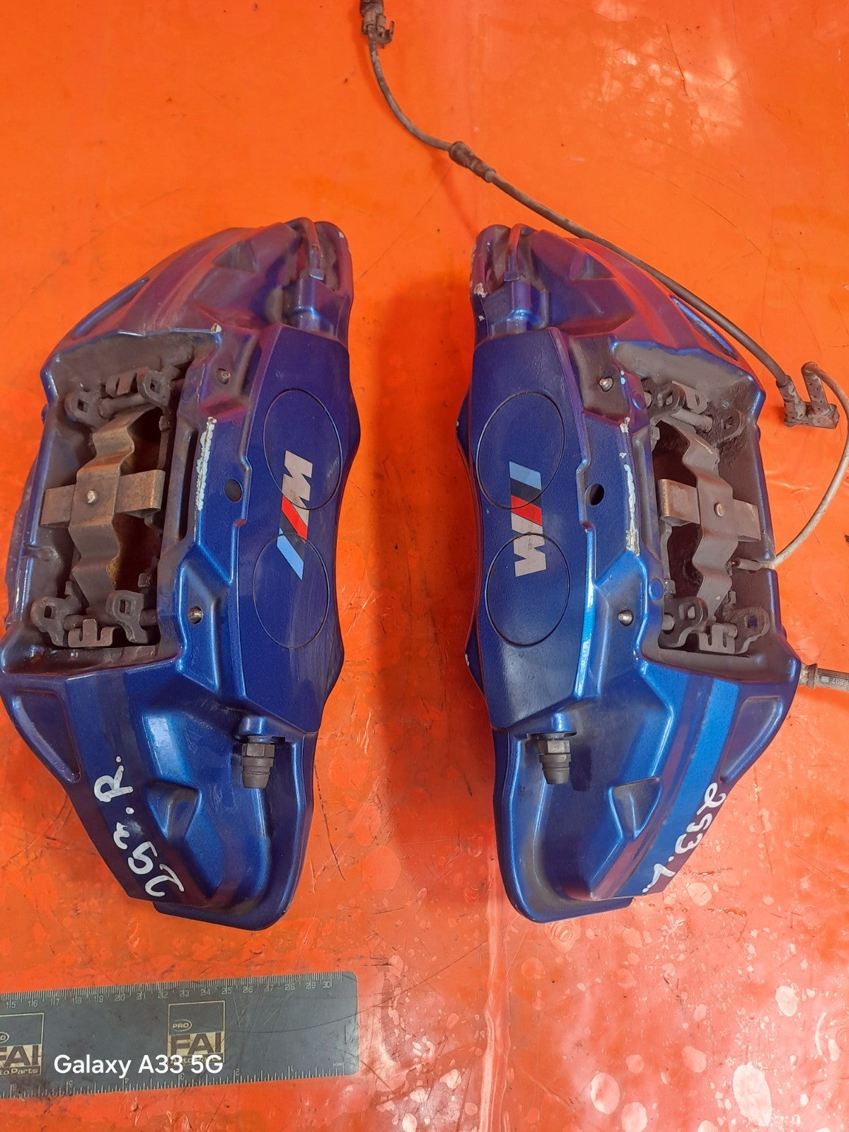 ✅BMW 220D M Sport F44 2 Series 2023 2.0 Diesel Front Brake Caliper Kit 6879854 - Image 1