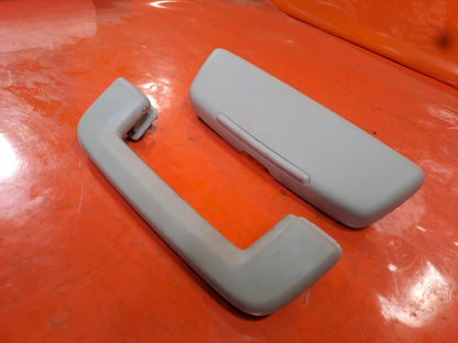 ✅2021 Ford Transit Custom Interior Roof Grab Handle & Sunglasses Compartment - Image 4