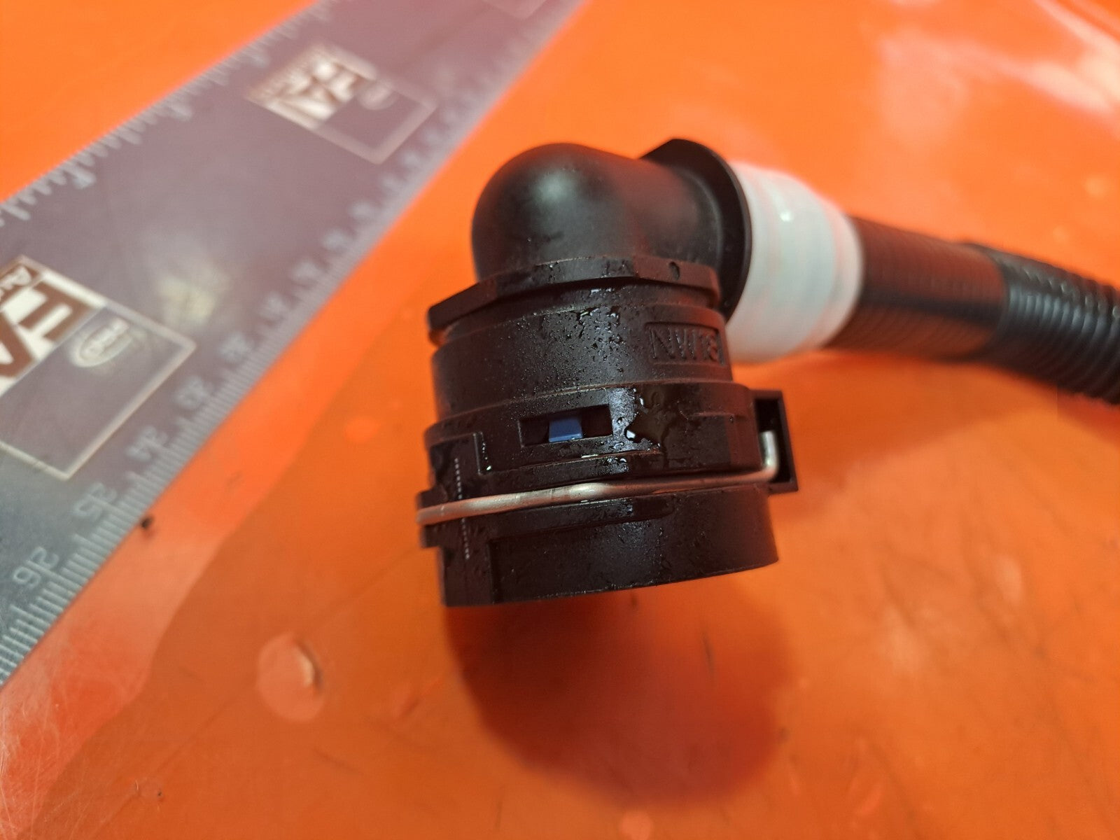 TESLA MODEL 3 LONG 2024 COOLANT HOSE PIPE 1629594-00-C Warranty A207 - Image 3