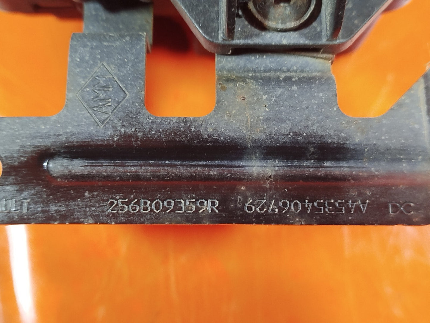 ebay-src:https://i.ebayimg.com/00/s/mtiwmfgxnjaw/z/u5uaaosw-brn1euf/$_57.jpg