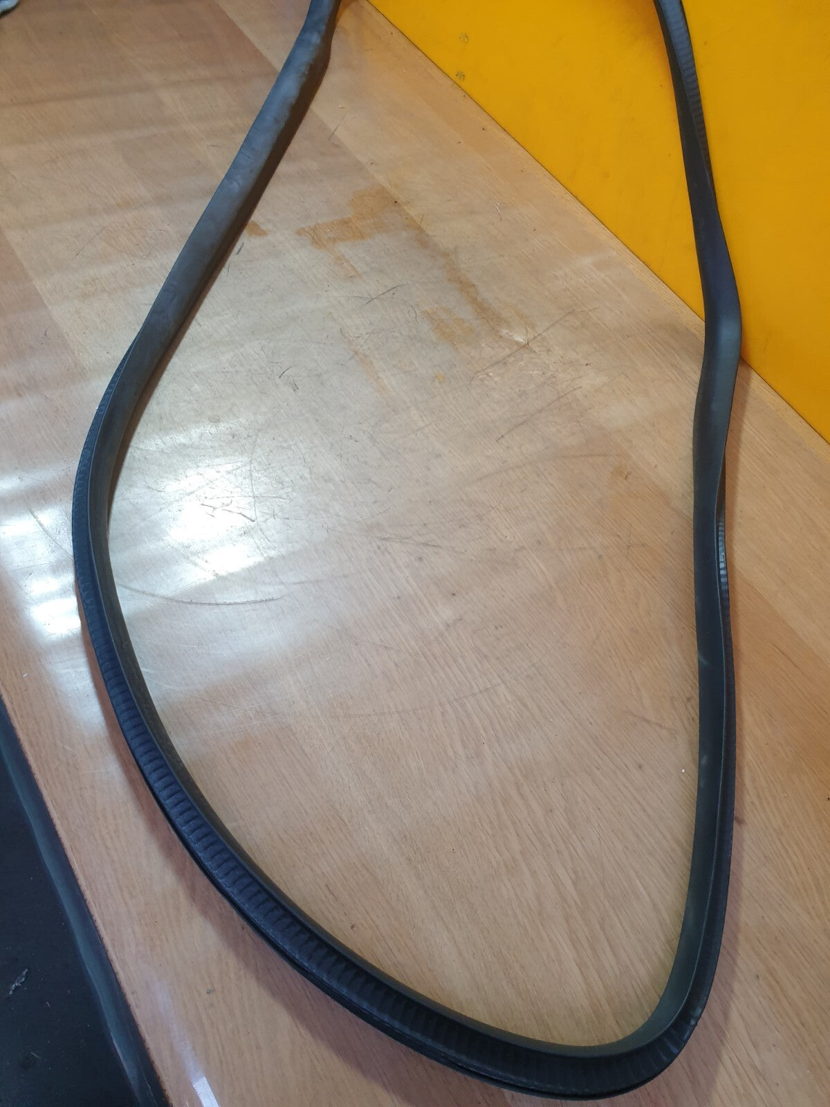 ✅2022 TESLA MODEL Y REAR RIGHT DOOR SEAL + WARRANTY A172 - Image 6