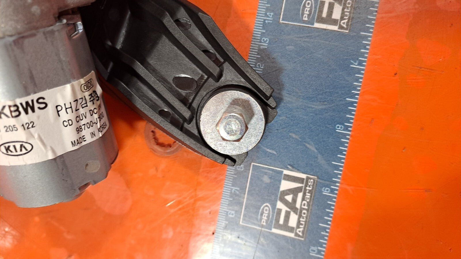 KIA XCEED 1.5 PETROL 2021 REAR WIPER MOTOR 98700J7800 Warranty A228 - Image 12